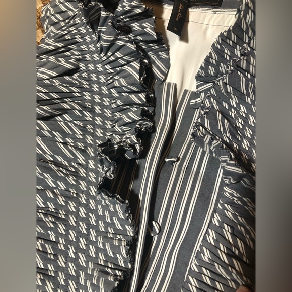 BCBG Maxazria Women’s Size 12 Sleeveless Ruffle Knee Length Dress - Picture 10 of 12